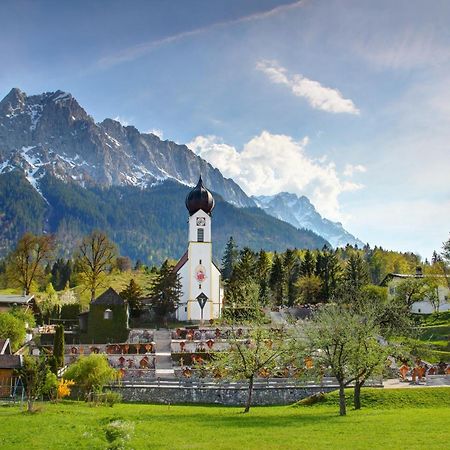Ferienwohnungen Zugspitze Грайнау Экстерьер фото
